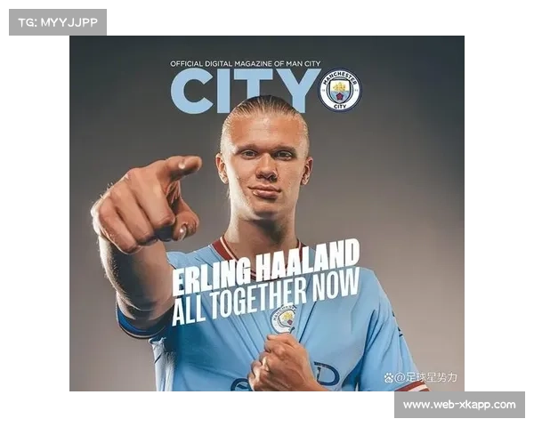 天空体育专访哈兰德：谈论其与德布劳内如何在训练中量化传跑默契。